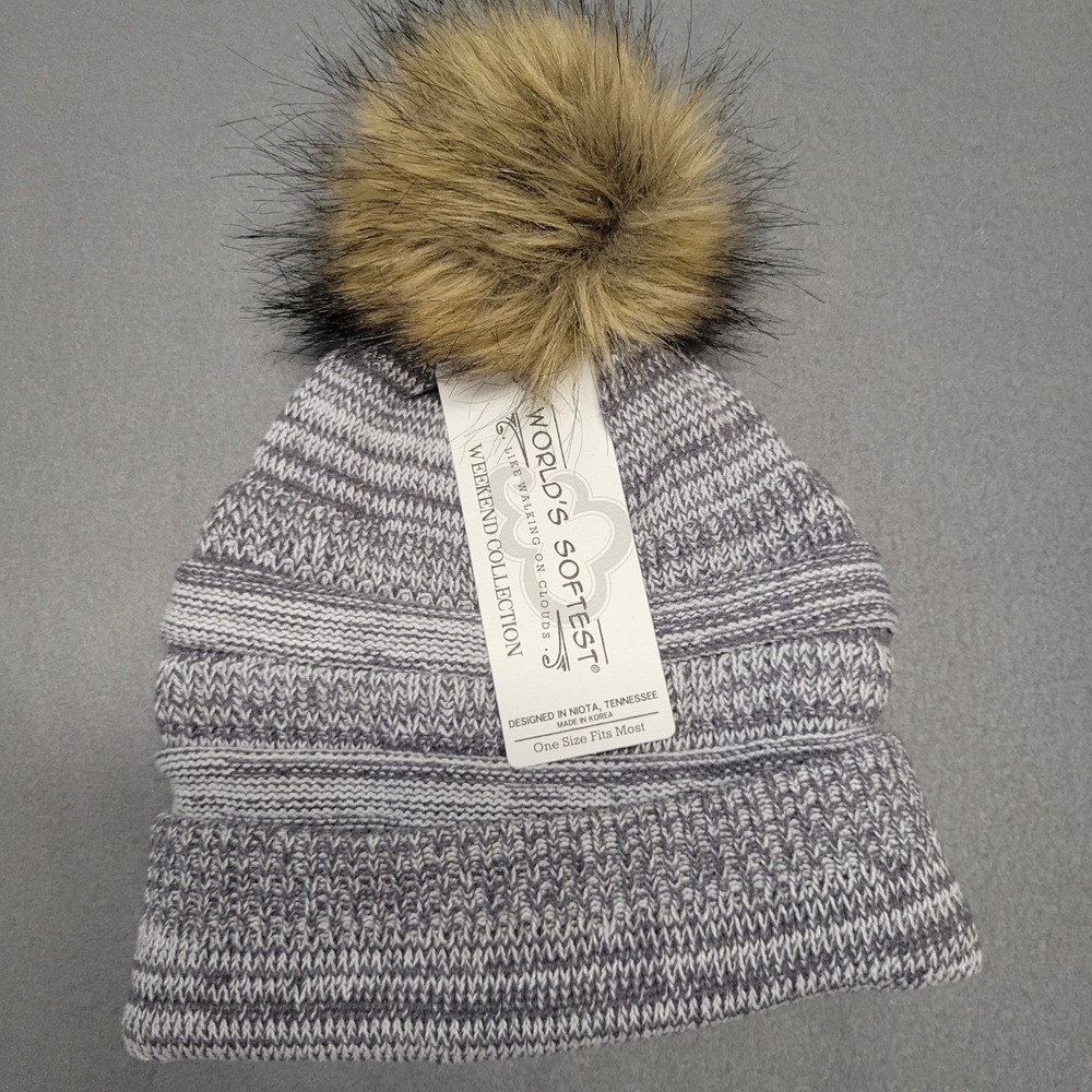World's Softest Weekend Collection Beanie Hat Gray Knit‎ Faux Fur Pom One Size